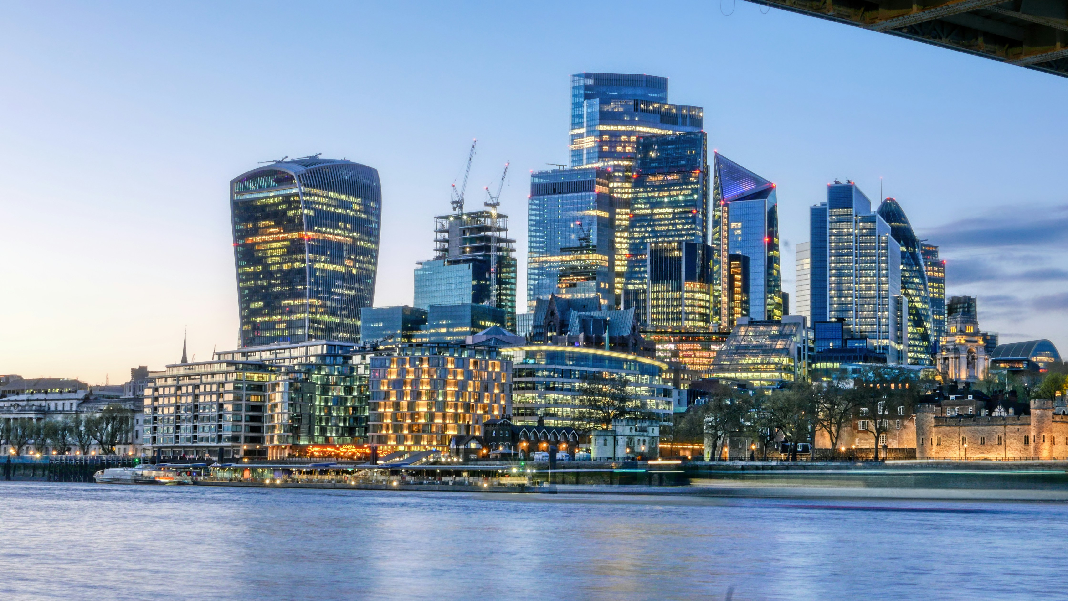 United Kingdom — panoramic banner image